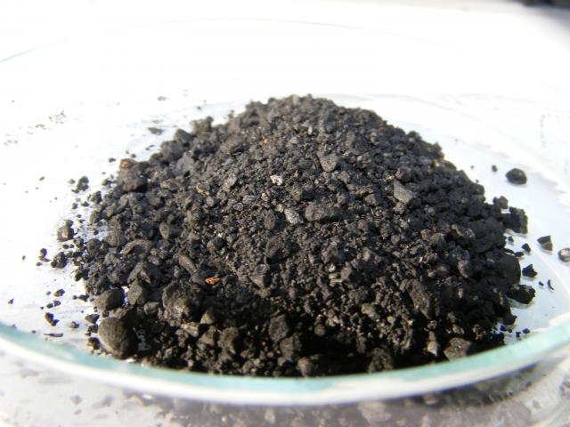 P13  Bioszén olivamagból/Biochar from olive stones