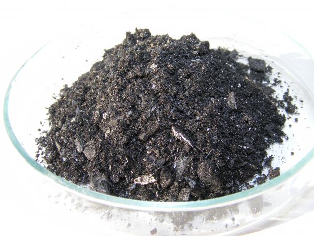 Bioszén fűrészpor pelletből/Biochar from  wood sawdust pellets