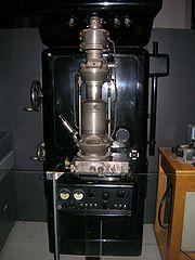 Electron microscope