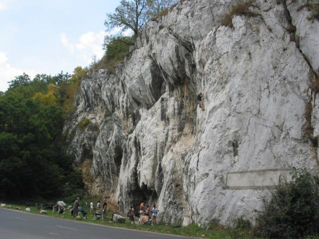 Mésztufa