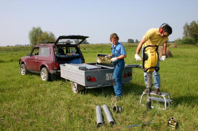 In situ assessment of soil contamination  